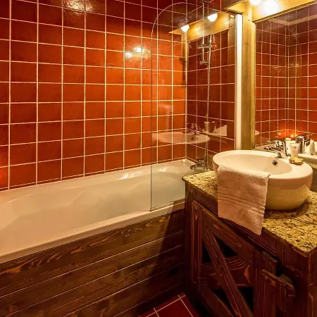 Hilltop In Arc 2000 With Indoor Pool Appartement Les Arcs (Savoie)
